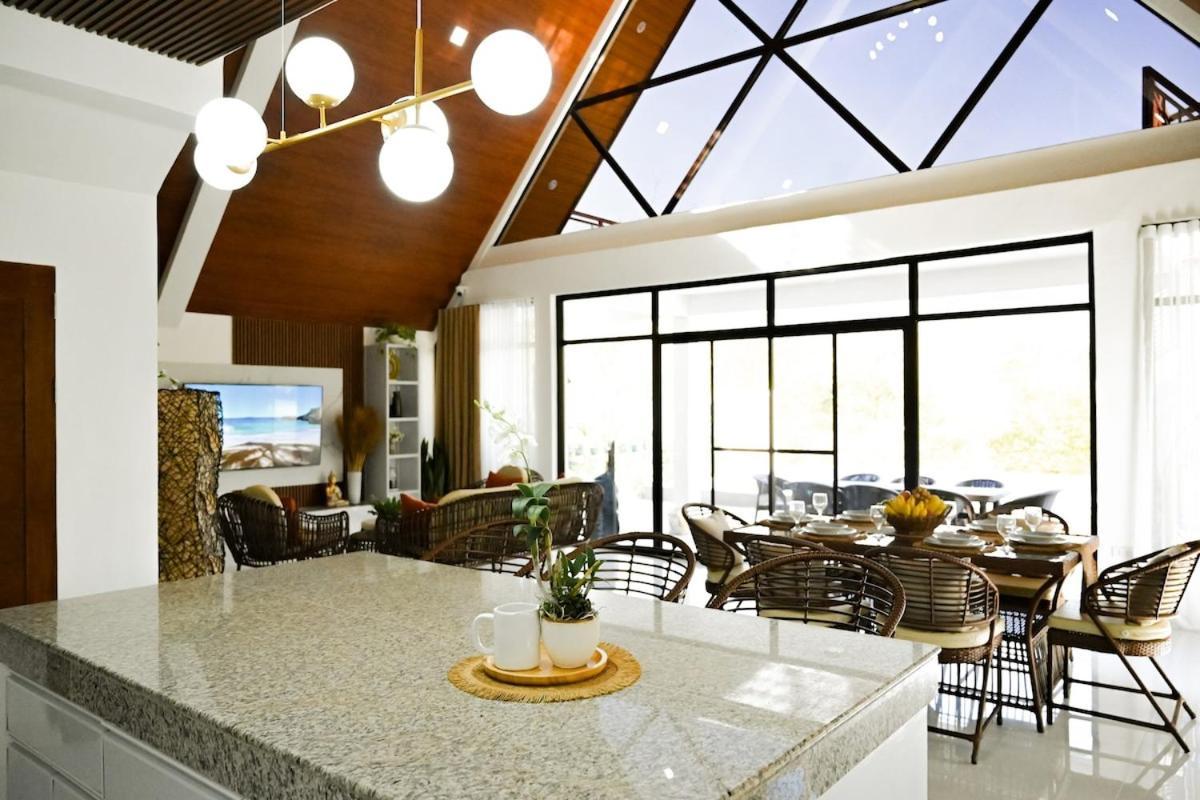 Redwood Cabin Bolinao Eksteriør bilde