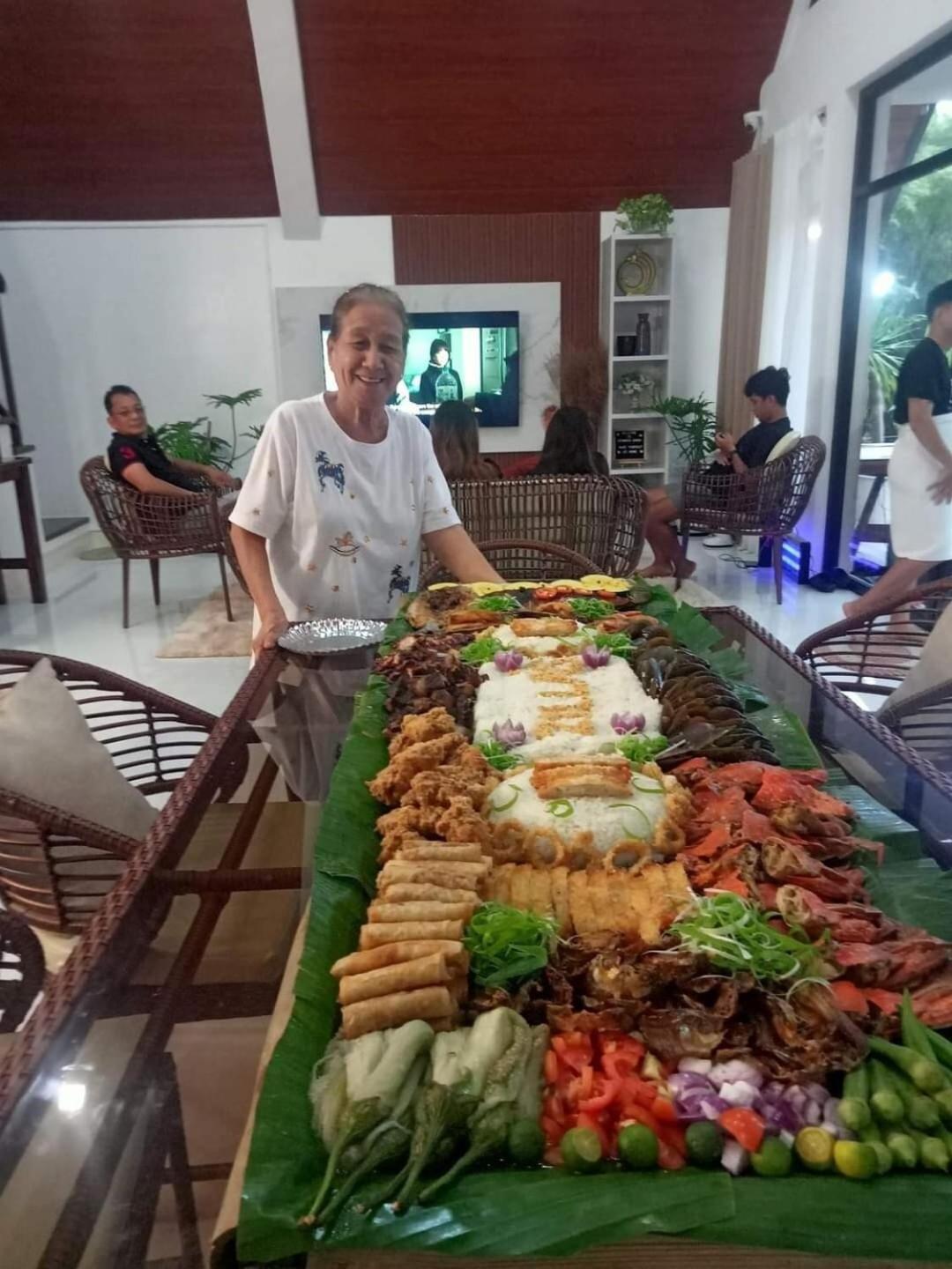Redwood Cabin Bolinao Eksteriør bilde