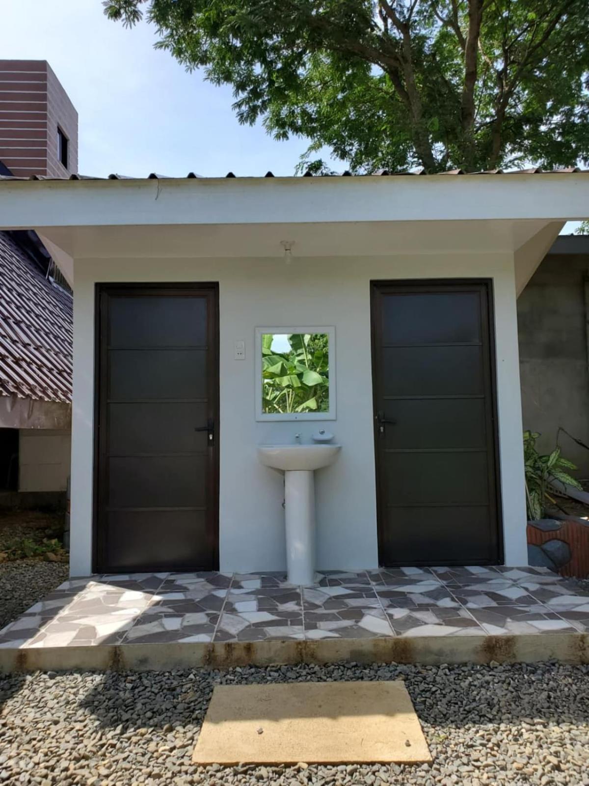 Redwood Cabin Bolinao Eksteriør bilde